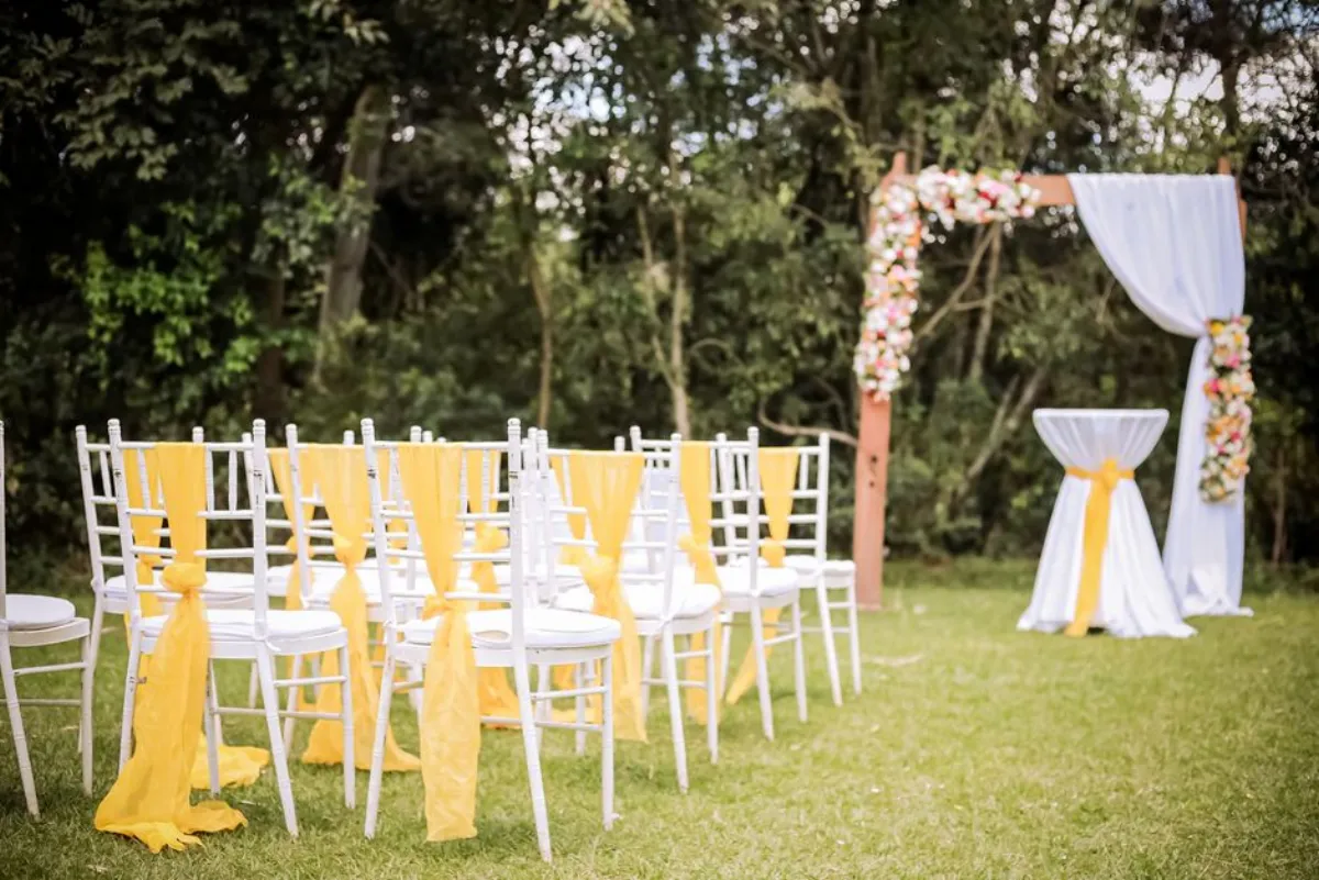 yellow decor